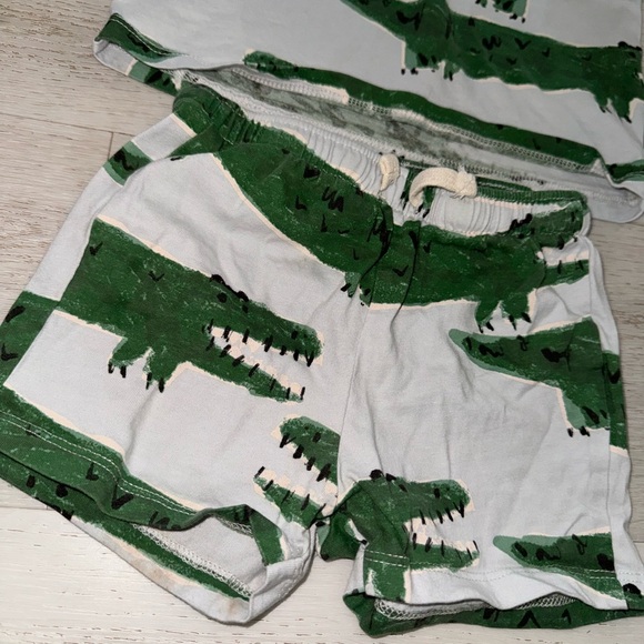 Zara boys short and t-shirt size 18-24 months - Picture 3 of 6